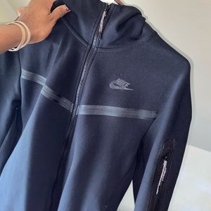 Men’s Nike tech fleece hoodie